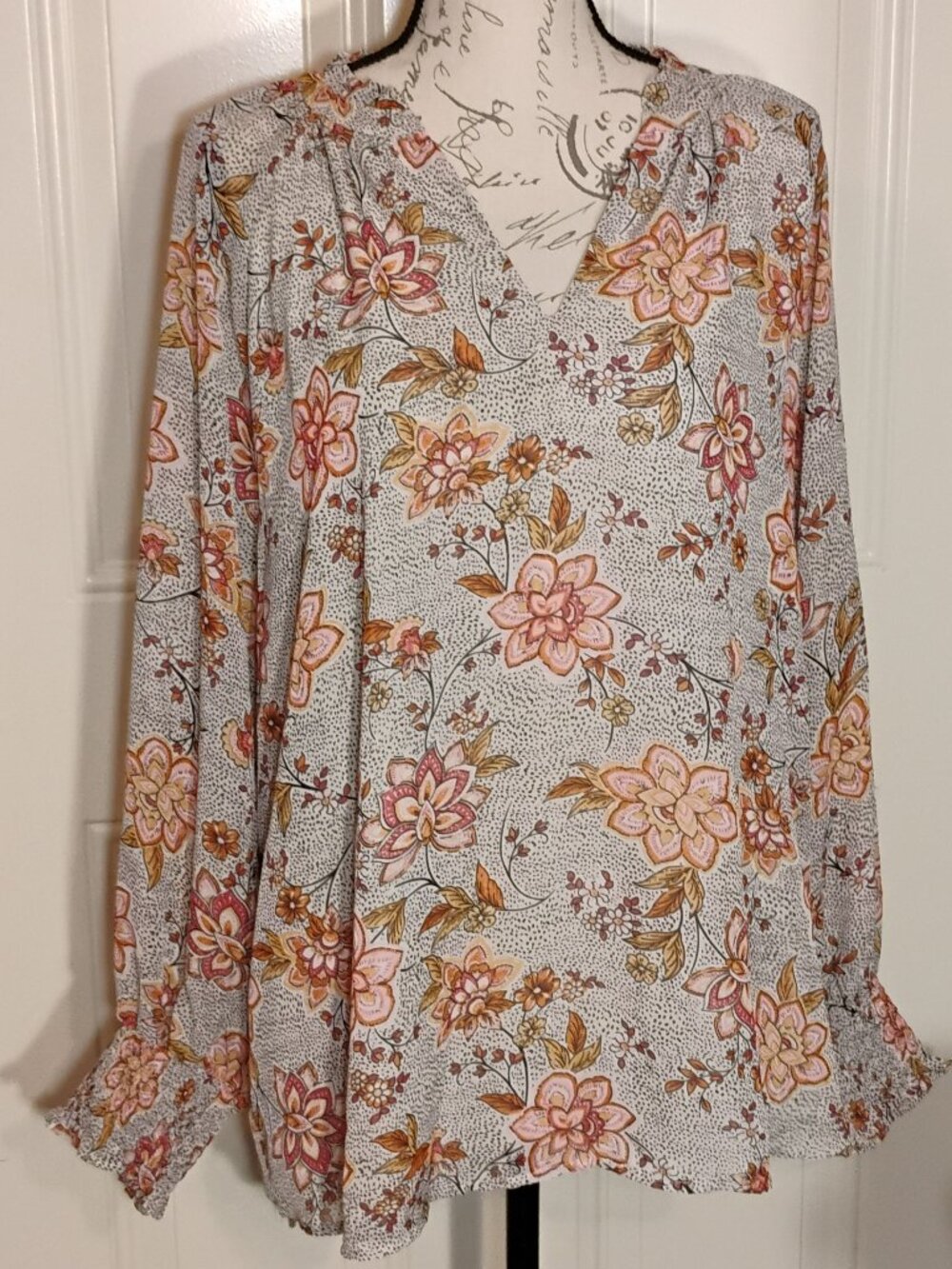 Philosophy Floral Blouse Women Size 3X Color Multicolor